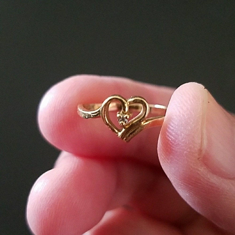 Diamond & Gold Heart Ring